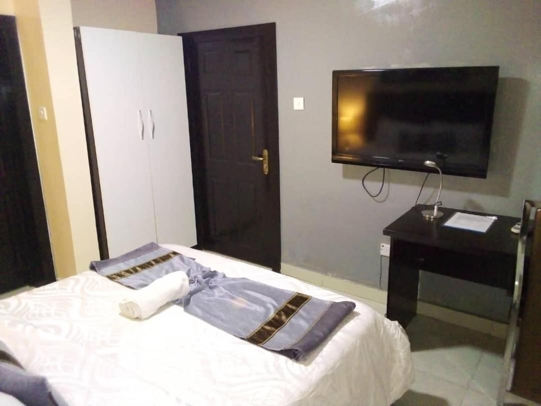 Primal Aparthotel Ikoyi Lagos Bagian luar foto