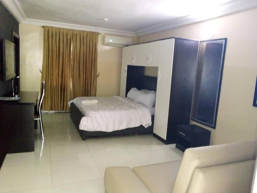 Primal Aparthotel Ikoyi Lagos Bagian luar foto